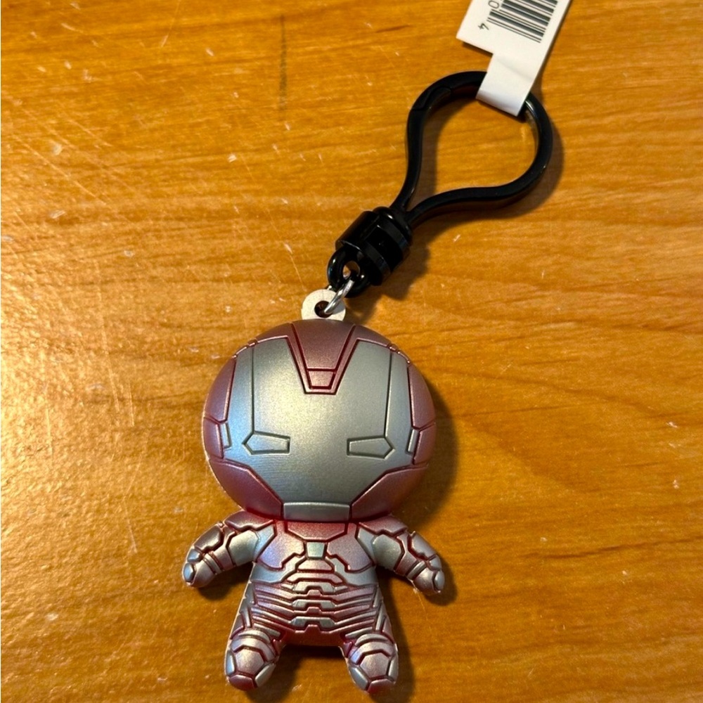🛍️ Disney 100, Series 1 Iron Man *CHASE*, blind bag ♥️🩶